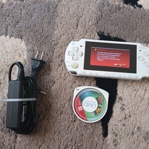 Psp 1000 with 2 games